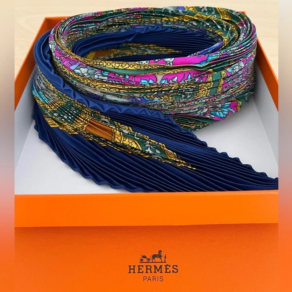 Hermes Silk Plisse Pleated Qalamdan Scarf Catherine Baschet Box EUC Circa 1990